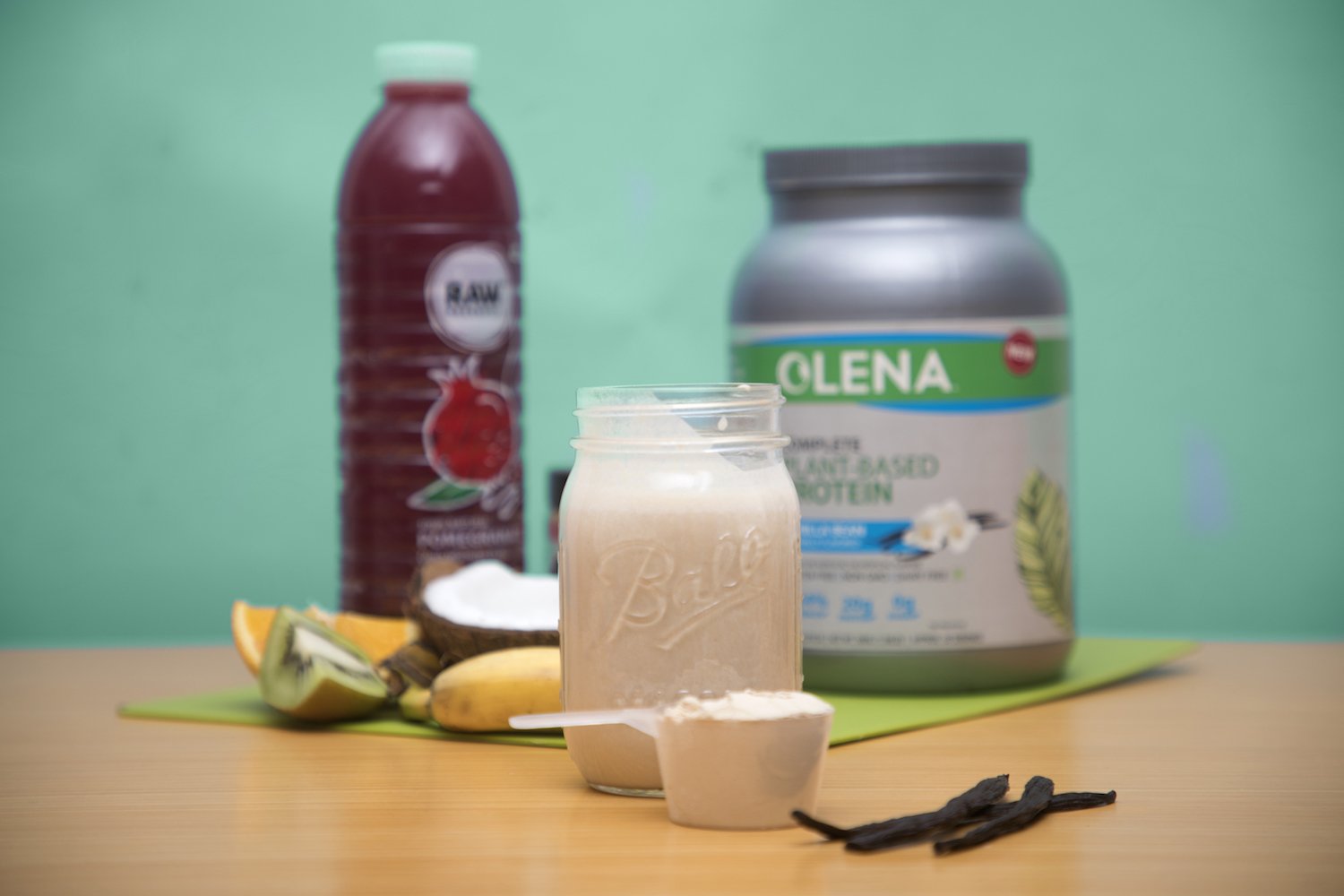 Olena X Raw Pressery: Antioxidant-rich Smoothie